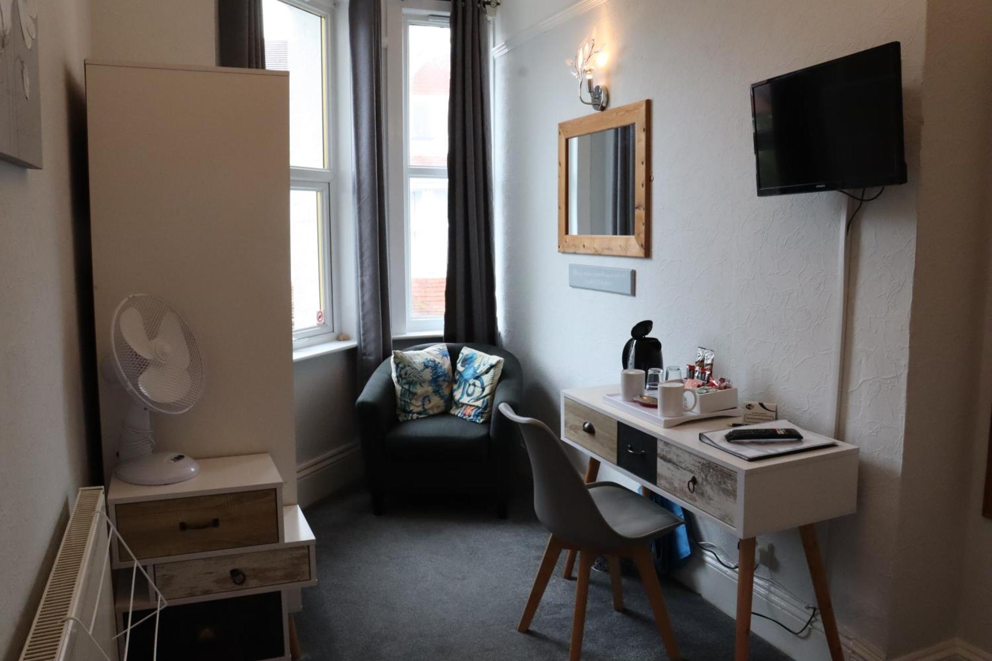 Barclay Guest House Пейнтон Экстерьер фото