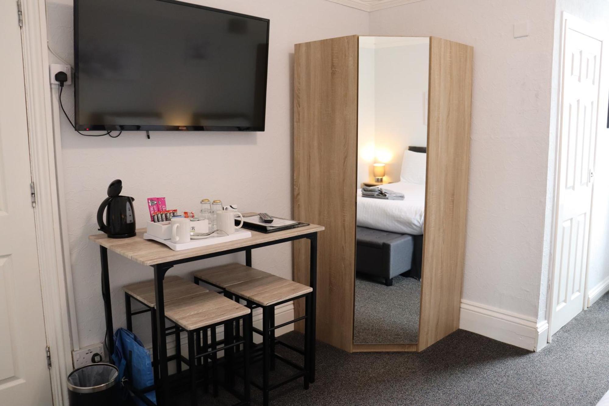 Barclay Guest House Пейнтон Экстерьер фото