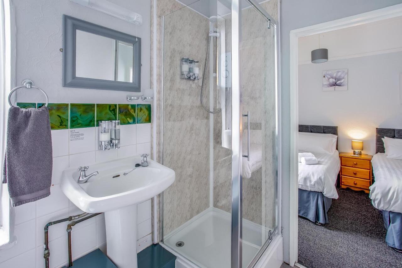 Barclay Guest House Пейнтон Экстерьер фото